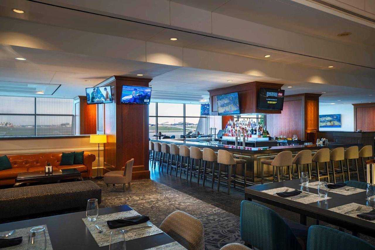 Renaissance Concourse Atlanta Airport Hotel Bagian luar foto