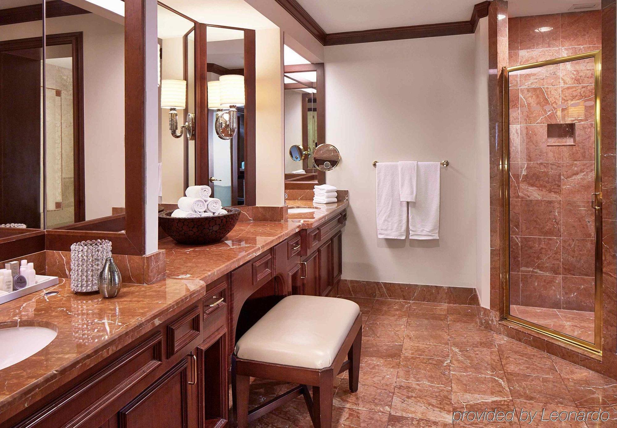 Renaissance Concourse Atlanta Airport Hotel Bagian luar foto